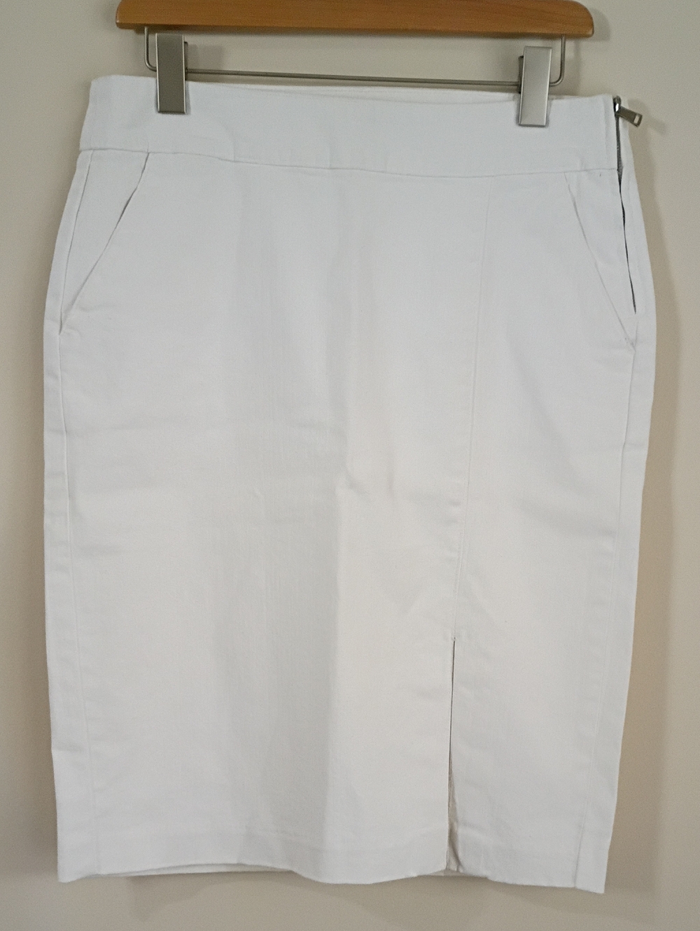 Lauren Ralph Lauren White Tailored Pencil Skirt with Front Vent